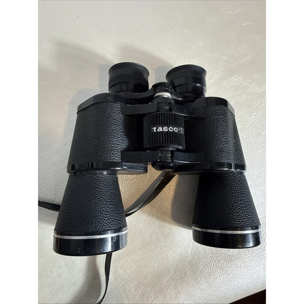 TASCO Vintage Zip 2023 10 x 50mm Wide Angle Binoculars 367ft/1000yds